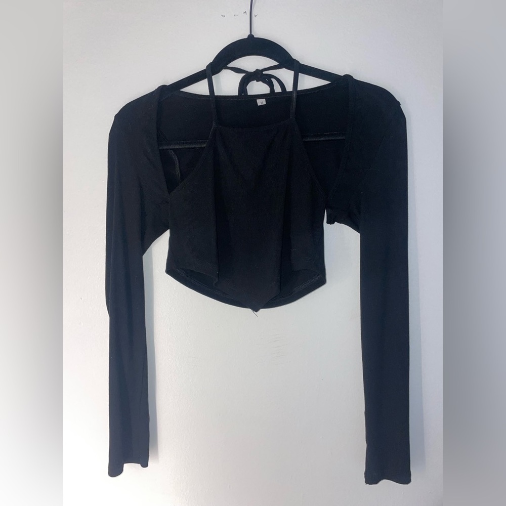 Black long-sleeve cropped tie- up shirt